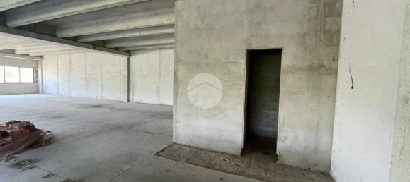 387m² Warehouse in Albano Sant'Alessandro, Italy No. 153516 15