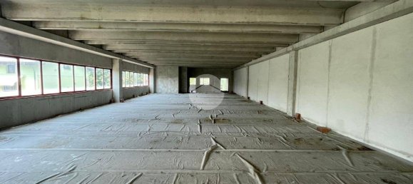 387m² Warehouse in Albano Sant'Alessandro, Italy No. 153516 25