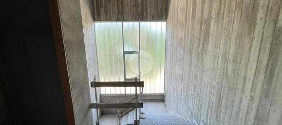 387m² Warehouse in Albano Sant'Alessandro, Italy No. 153516 20