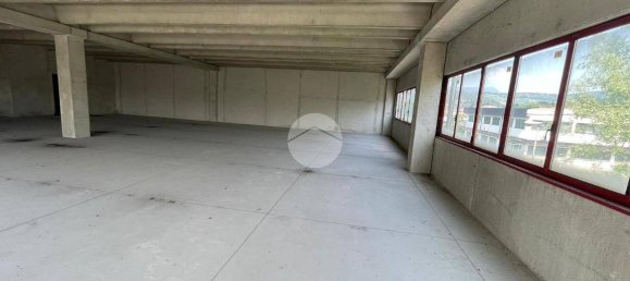 387m² Warehouse in Albano Sant'Alessandro, Italy No. 153516 32