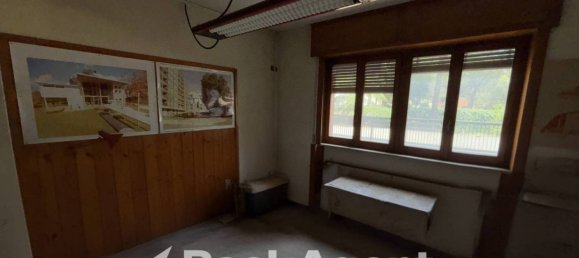 3 bedrooms Apartment in Foggia, Italy No. 293892 4