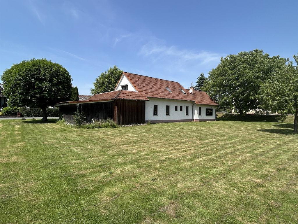 2-salle Bâtiment à Waldeck-Frankenberg, Germany No. 253343