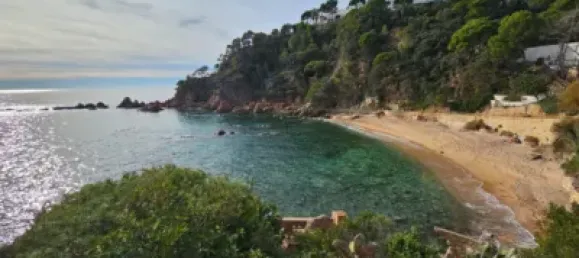  Land in Girona, Spain No. 190376 4