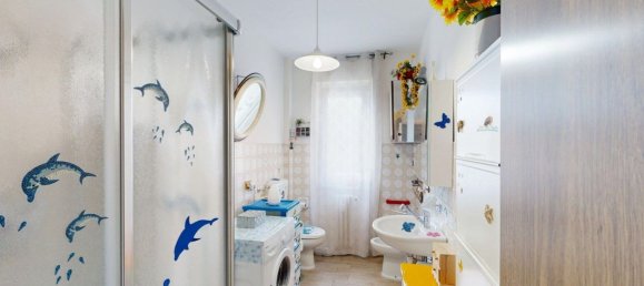 3 rooms Apartment in Luino, Italy No. 271295 24