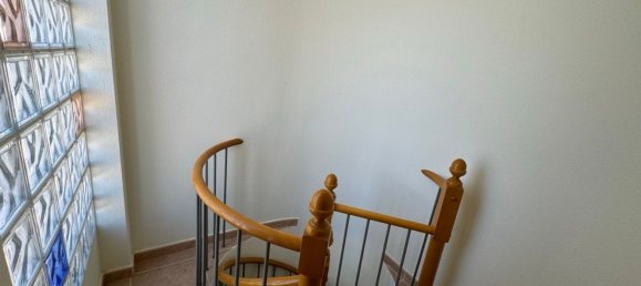 2 bedrooms Penthouse in Guardamar del Segura, Spain No. 147594 8