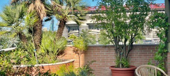 2 bedrooms Apartment in Milan, Italy No. 381612 6