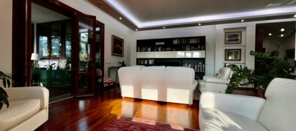 2 bedrooms Apartment in Milan, Italy No. 381612 37