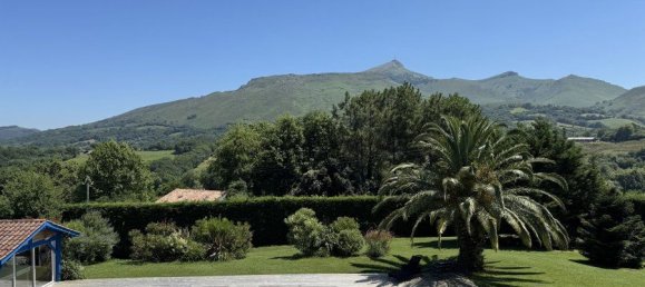 4 bedrooms House in Urrugne, France No. 302544 2