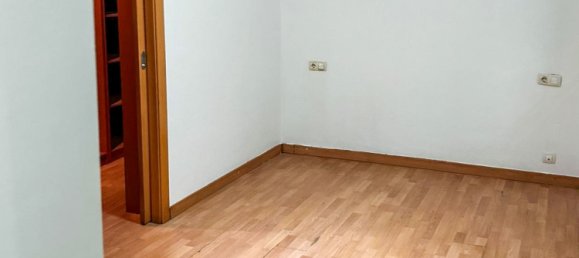 3 bedrooms Apartment in Cornella De Llobregat, Spain No. 140740 10