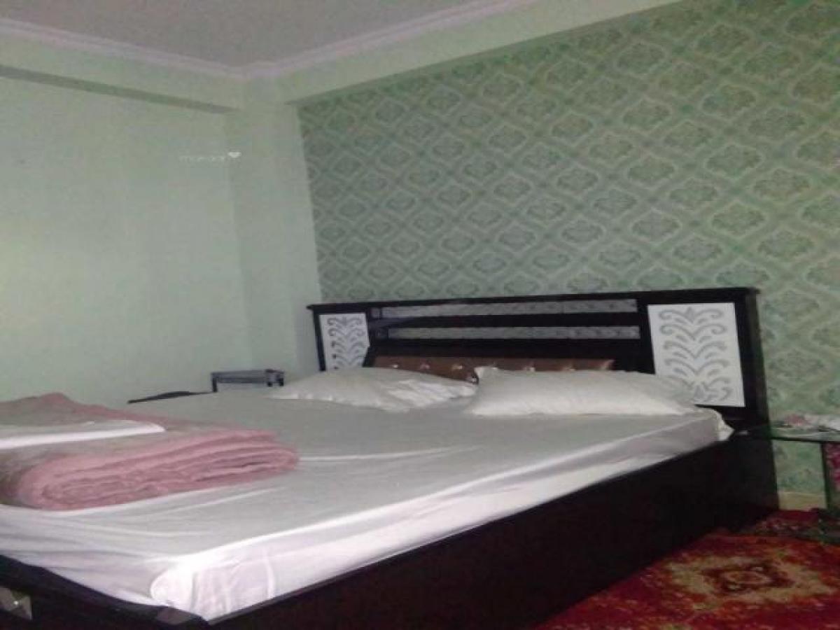 Casa T2 em Noida, India N.º 15383