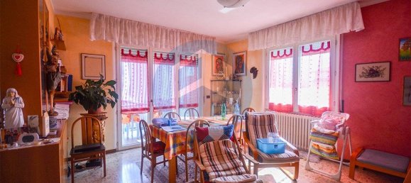 4 bedrooms Villa in Endine Gaiano, Italy No. 355747 21