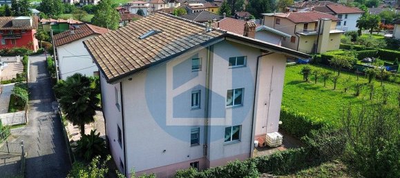 4 bedrooms Villa in Endine Gaiano, Italy No. 355747 46