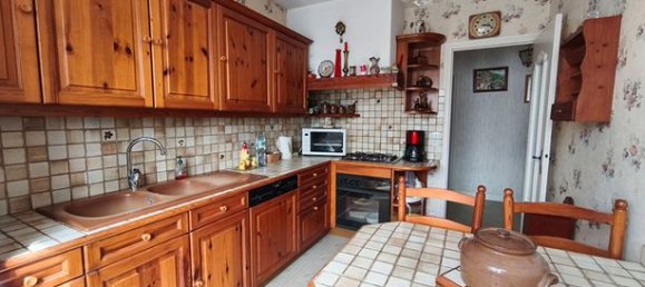 2 bedrooms House in Fourchambault, France No. 363716 6