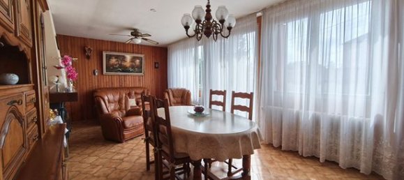 2 bedrooms House in Fourchambault, France No. 363716 3