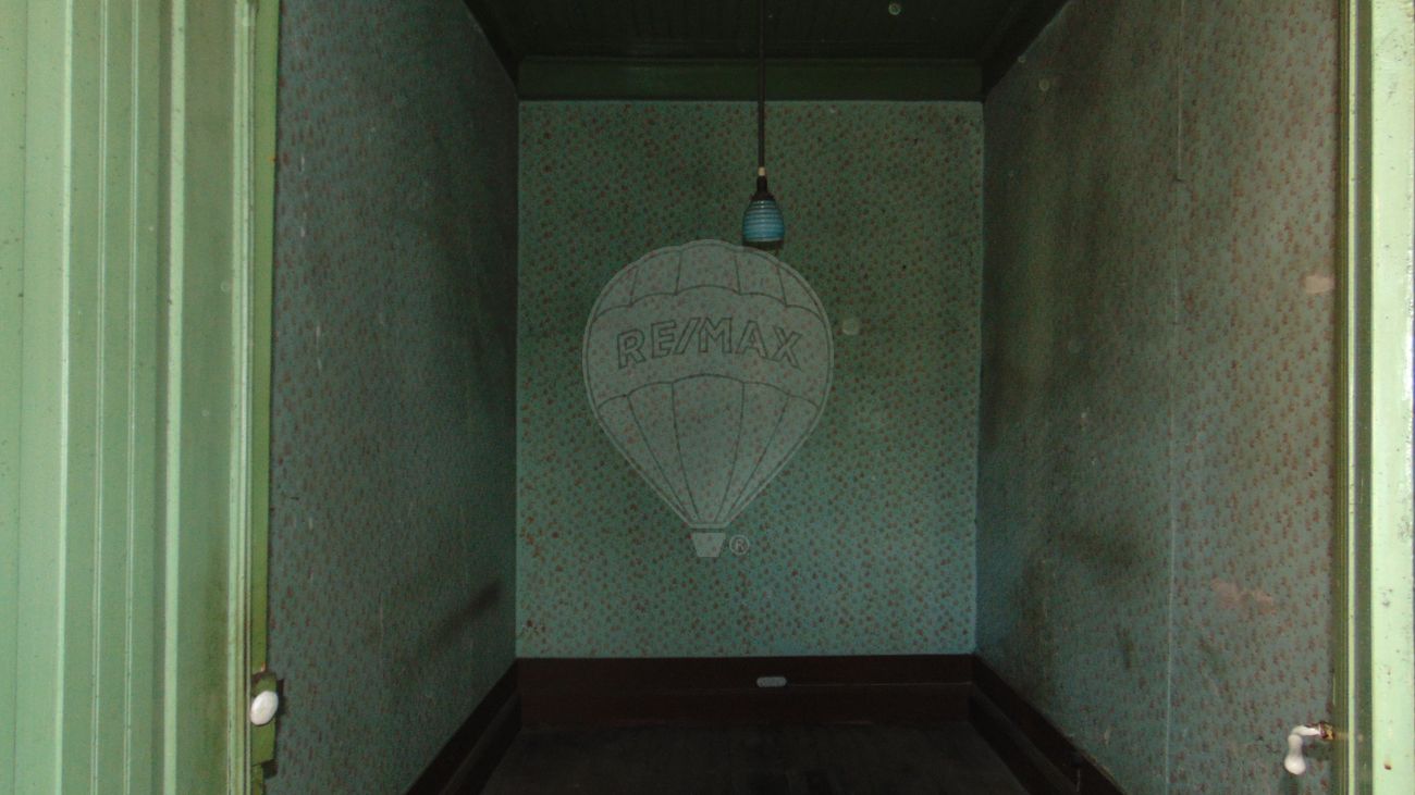 Дом с 4 спальнями в Форну Тельейру, Португалия № 23929