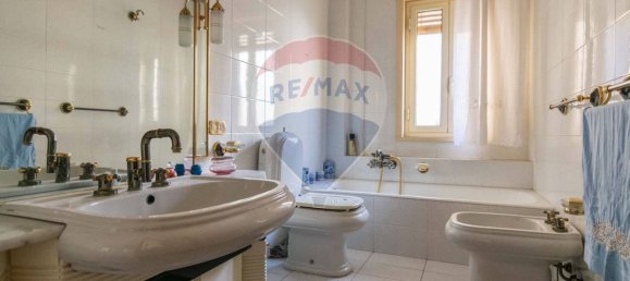 4 غرف نوم شقة في Catania, Italy رقم 223749 12