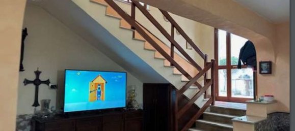 6-Zimmer Wohnung in Casandrino, Italy, Nr. 96439 5