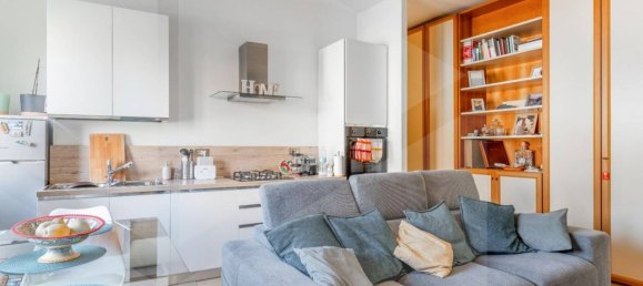 Apartamento de 3 habitaciónes en Milan, Italy No. 239460 3