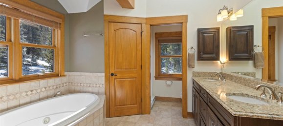 Propiedad comercial de 4 dormitorios en Breckenridge, USA No. 262 2