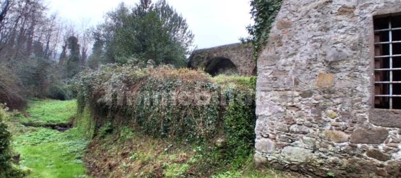 5 rooms House in Capannori, Italy No. 63980 2