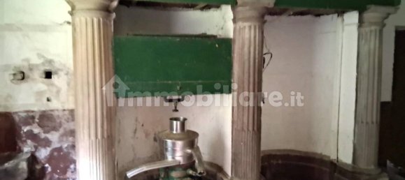 5 rooms House in Capannori, Italy No. 63980 7