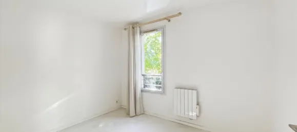 3 bedrooms House in Bondy, France No. 321624 10