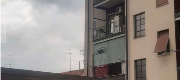 2 rooms Apartment in Legnano, Italy No. 85048 2