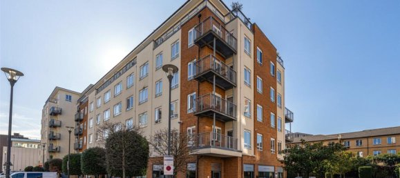 2 bedrooms Apartment in London, United Kingdom No. 7850 23