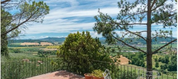 5 Schlafzimmer Villa in Chiusi, Italy, Nr. 55861 4