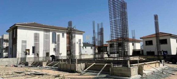 4 bedrooms House in Livadia, Cyprus No. 10751 8