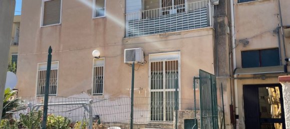 4 rooms Apartment in Santa Caterina Villarmosa, Italy No. 288502 29