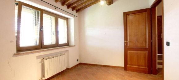 3 chambres Villa à Monteroni d'Arbia, Italy No. 114345 8