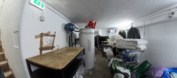 53m² Commercial property in Lisbon, Portugal No. 235906 8