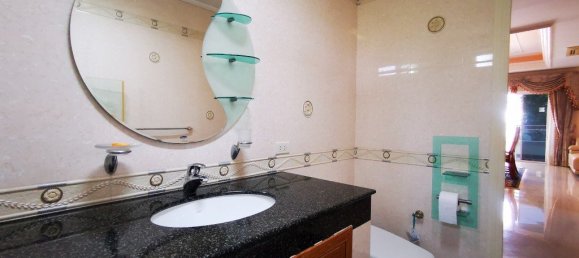 Кафе / ресторан с 2 спальнями в Паттайя, Таиланд № 322 29