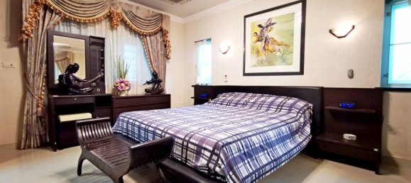 Кафе / ресторан с 2 спальнями в Паттайя, Таиланд № 322 20