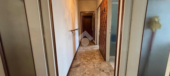 Apartamento de 4 dormitorios en Ponte San Pietro, Italy No. 305638 22