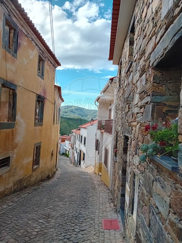 3 Schlafzimmer Haus in Alvaro, Portugal, Nr. 165576