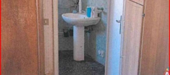 3 bedrooms Apartment in Ferrara, Italy No. 344323 10