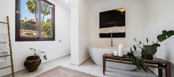 5 bedrooms Villa in Marbella, Spain No. 82178 7