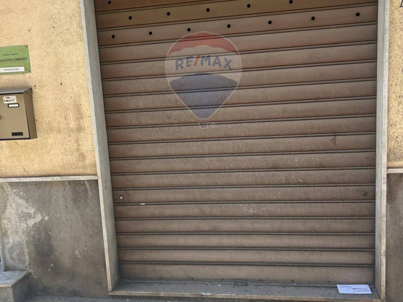 2-Zimmer Gewerbliche Immobilie in Partinico, Italy, Nr. 265377