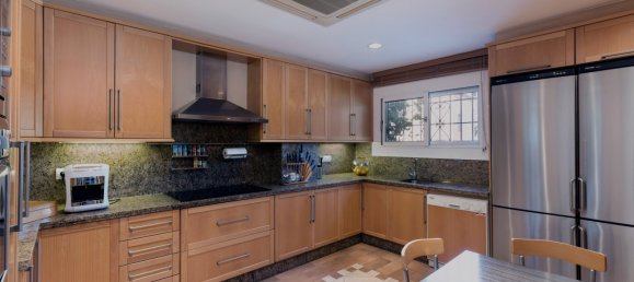 3 bedrooms Penthouse in Nueva Andalucia, Spain No. 4661 16