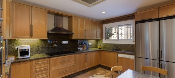 3 bedrooms Penthouse in Nueva Andalucia, Spain No. 4661 18