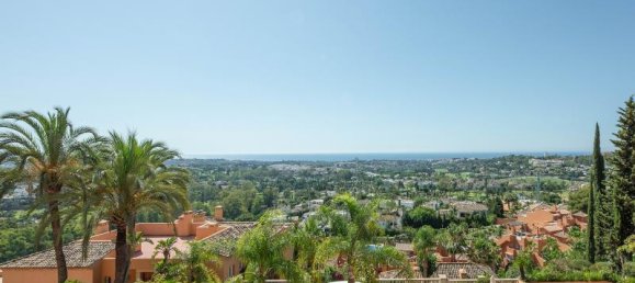 3 bedrooms Penthouse in Nueva Andalucia, Spain No. 4661 6