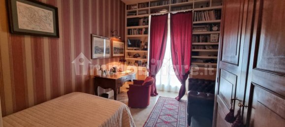 4 bedrooms Apartment in Piacenza, Italy No. 347710 7