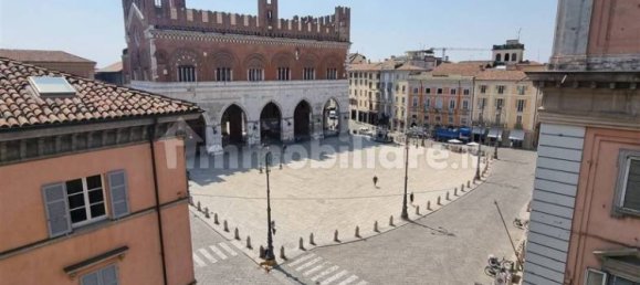 4 bedrooms Apartment in Piacenza, Italy No. 347710 14