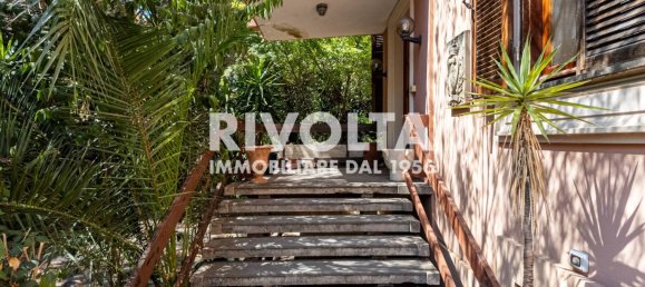 6 bedrooms Villa in Rome, Italy No. 350215 26