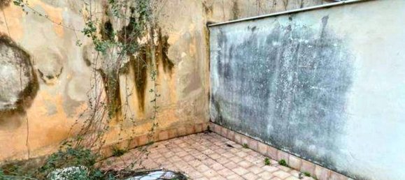 16m² Commercial property in Carini, Italy No. 336037 5