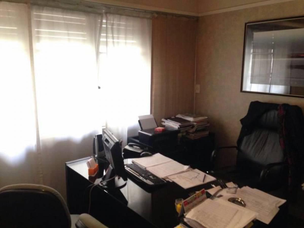 70m² Office in Buenos Aires, Argentina No. 105884