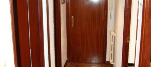 3 bedrooms Apartment in Vitoria-Gasteiz, Spain No. 148930 18