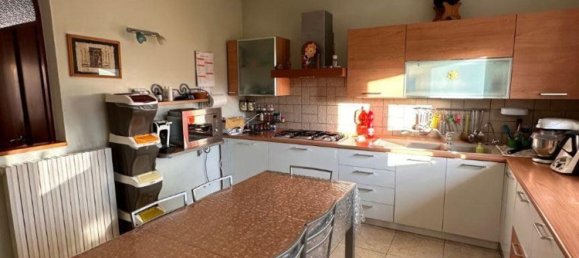 5 bedrooms Apartment in Basilicata, Italy No. 322677 6